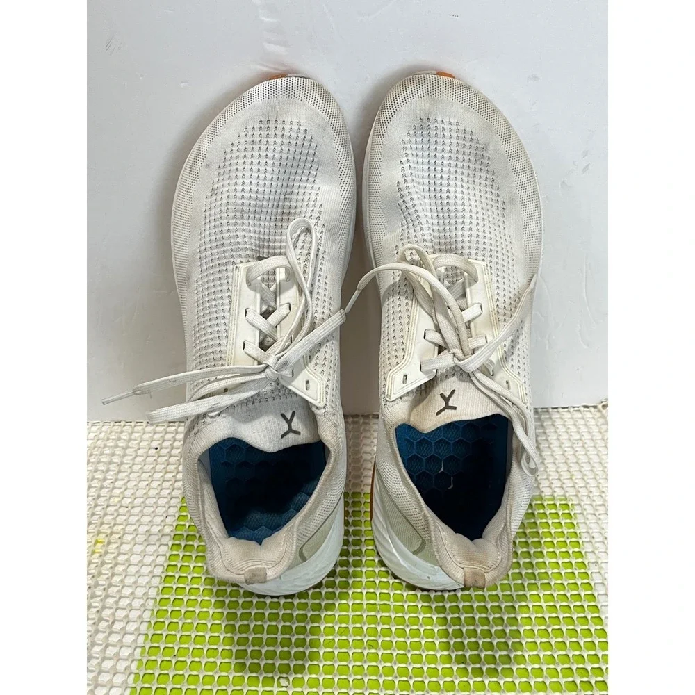 Flux Footwear Adapt Runner Zero Drop Sneakers Men's 12.5 Women's 14 White